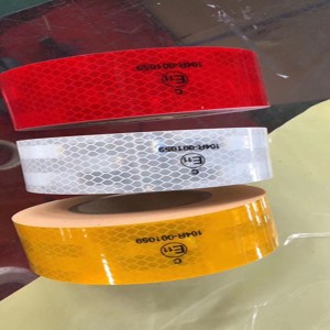 cinta de seguridad reflectante roja y blanca
